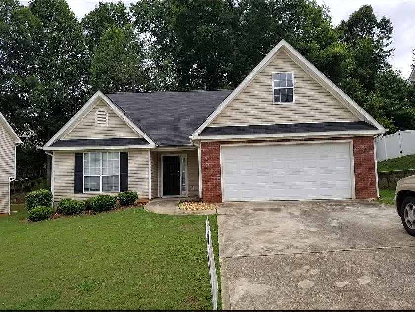420 Gresham Dr photo 1