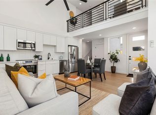 6320 41st Ave SW #D, Seattle, WA 98136