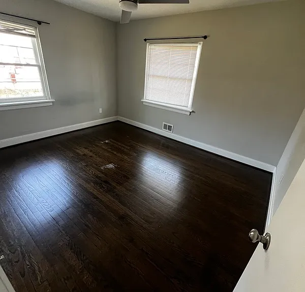 1105 Ironington Rd — Photo 10