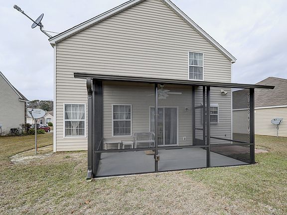 NEW covered screen porch