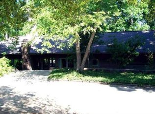 1709 Chickasaw Dr, Columbus, MS 39705