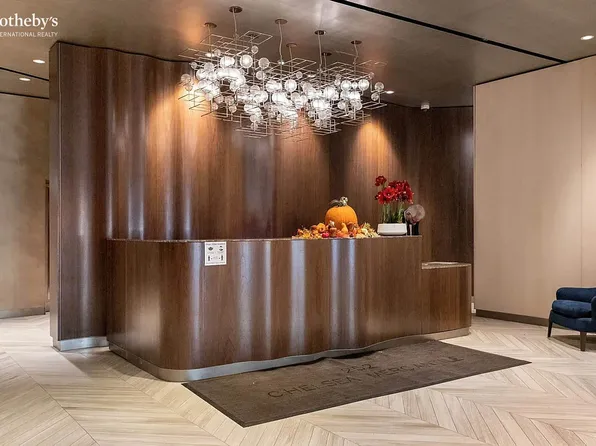 252 7th Avenue image 23 of 24