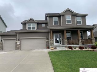 7713 N 158th St, Bennington, NE 68007
