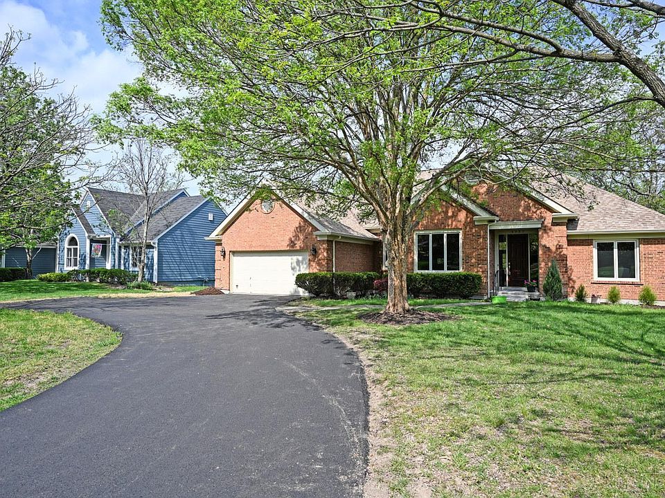 6897 Fox Hill Ln, Cincinnati, OH 45236 | Zillow