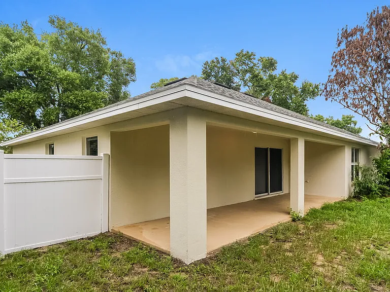 426 Disston Ave — Photo 16
