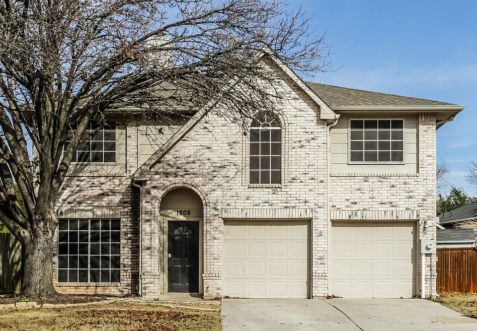 1st image of 1808 Rose Cir