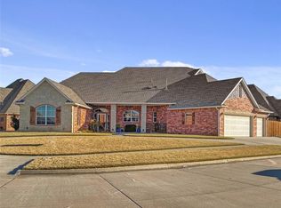 820 Windsor Pl, El Reno, OK 73036