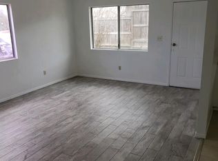 21100 Mission St #D, Tehachapi, CA 93561