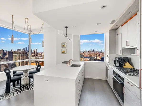 138 Willoughby Street image 6 of 12