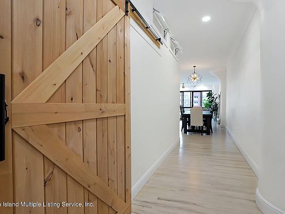 4th image of 10 Bay Street Lndg APT 6J