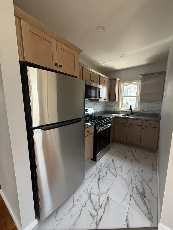 21 Jones St — Photo 1