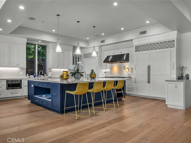 503 S Lucia Ave — Photo 5