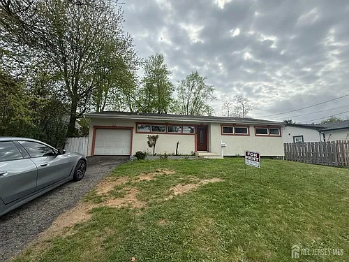 332 Ernston Rd Photo 1