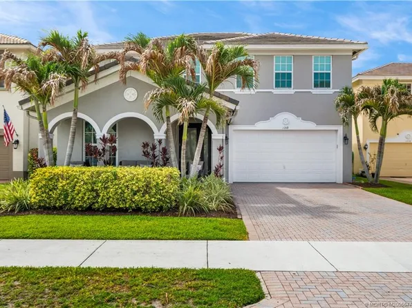 1268 SE Kirk St, Stuart, FL 34997
