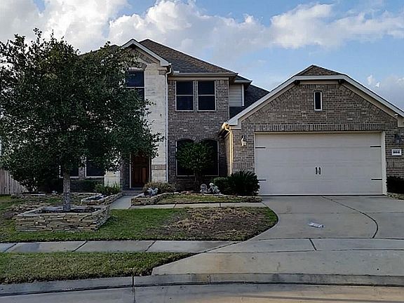 5th image of 19918 Geneva Fields Dr