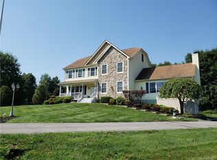 30 Brazien Ct, Walden, NY 12586