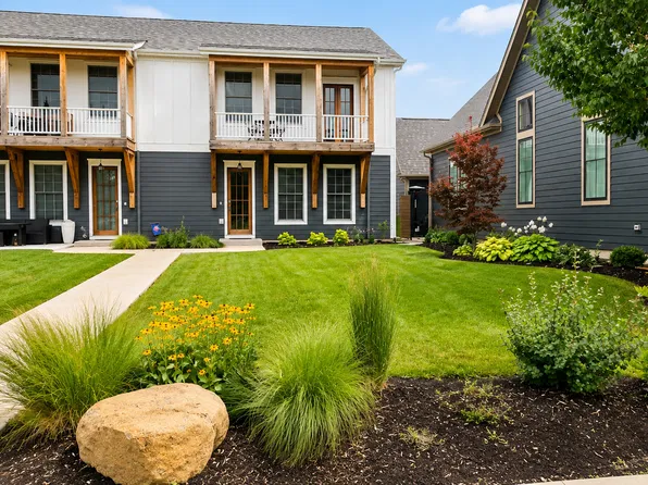 8 Port Pl, Ottawa, IL 61350