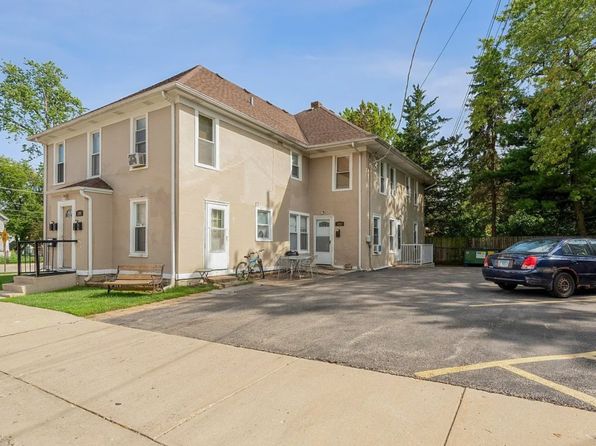 109 Cary St #111, Cary, IL 60013
