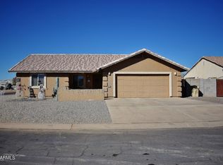 9970 W Lesna Dr, Arizona City, AZ 85123