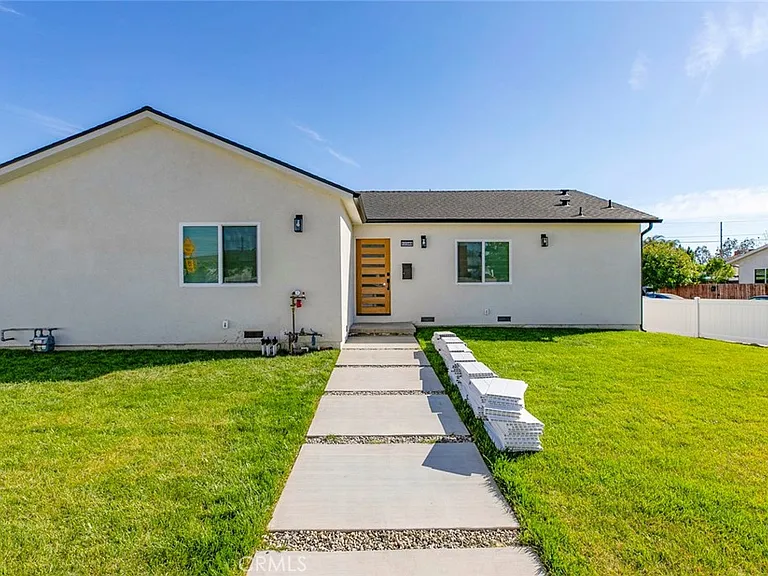 12340 Lull St — Photo 3