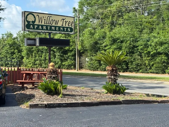 Willow Tree Apartments