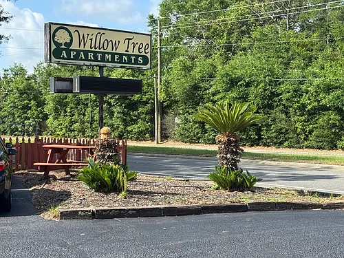 Willow Tree Apartments Photo 1