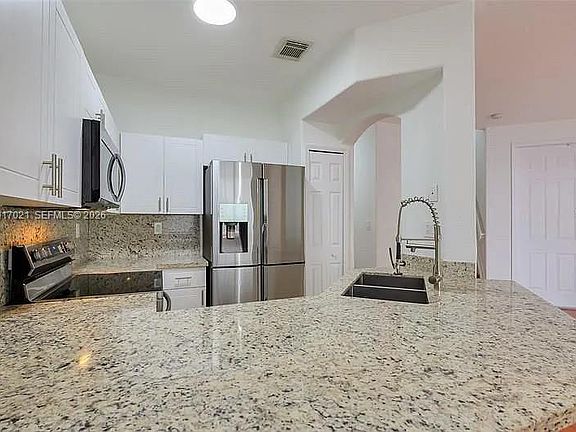 5th image of 7772 NW 114th Pl Unit 7772
