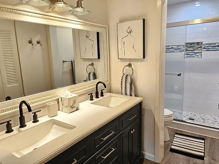 340 Three Lakes Ln #F — Photo 33