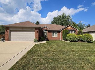 23865 Pointe Dr, Macomb, MI 48042