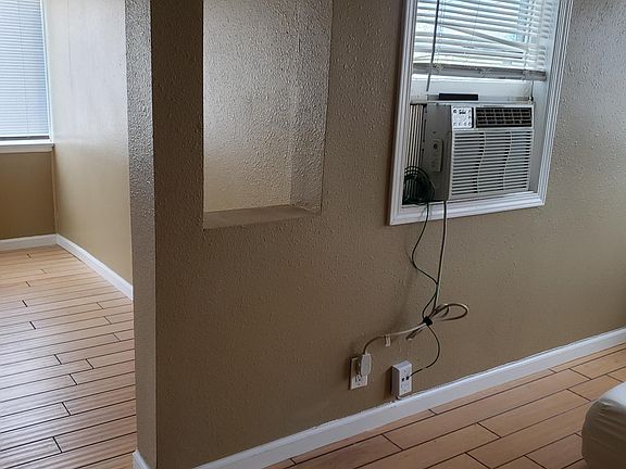 5th image of 1063 E Orange Grove Blvd APT 3