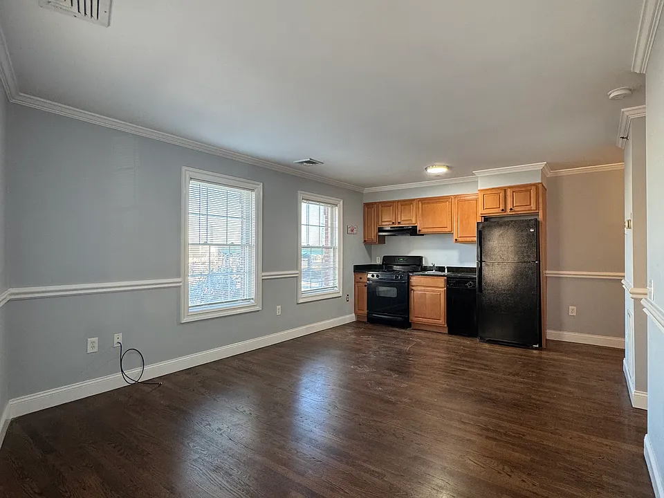 Open living room/kitchen