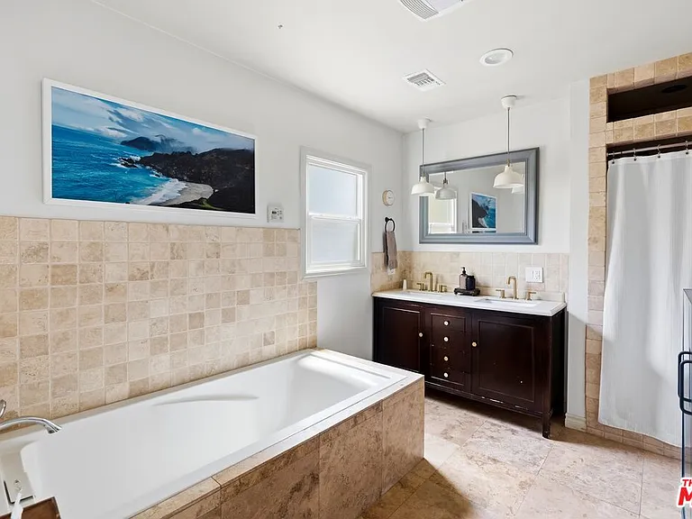 10963 Lindblade St — Photo 19