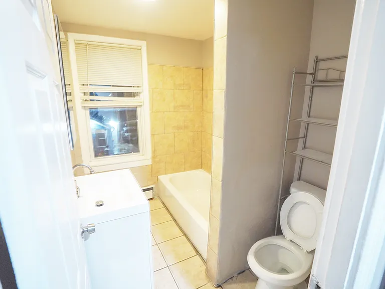 188 Stanwood St #2 — Photo 11