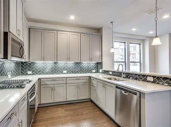 2nd image of 6341 Fortuna Ln