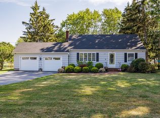 945 Paul Rd, Rochester, NY 14624