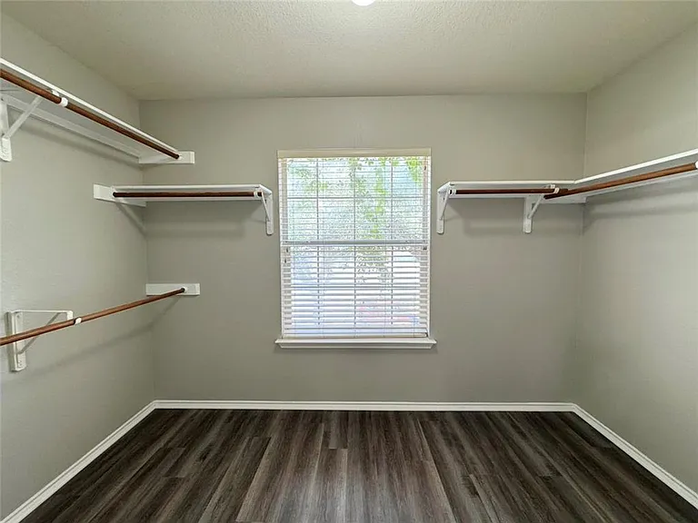 2311 Portwood Bend Cv — Photo 24