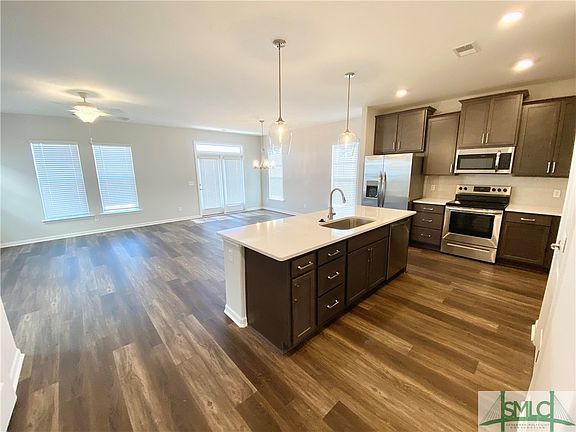 4th image of 207 Flagler Drive