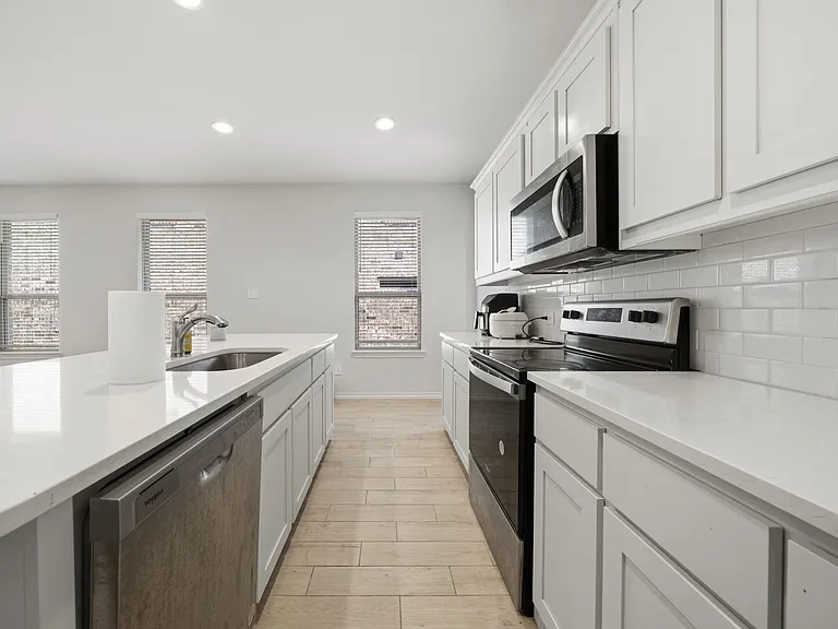 3211 Bedstraw Ln — Photo 20