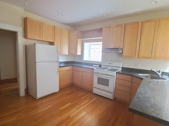4th image of 6026 McPherson Ave #A