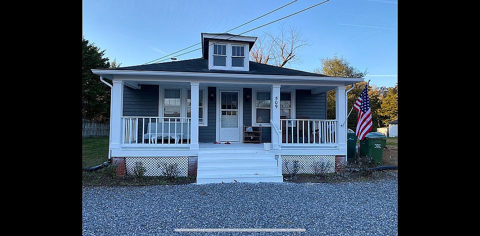 1st image of 509 Forbes St
