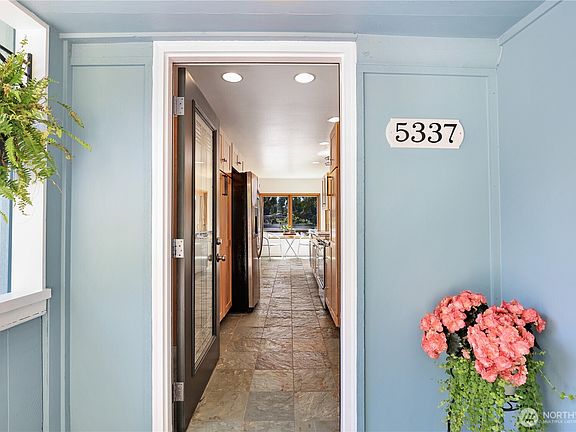 5th image of 5337 Atchinson Drive SE