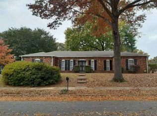 2021 Hampton Hill Dr, Memphis, TN 38134