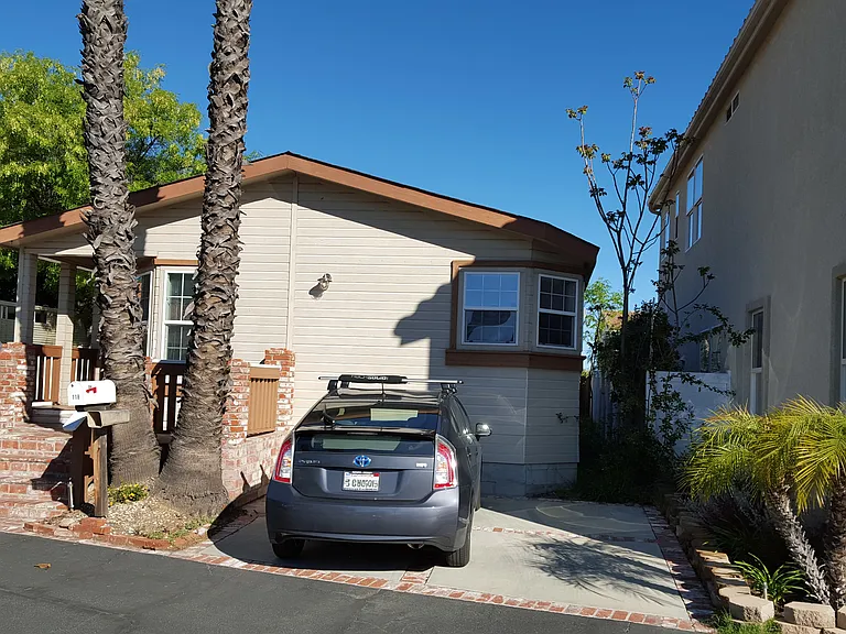 118 Navajo Ln — Photo 5