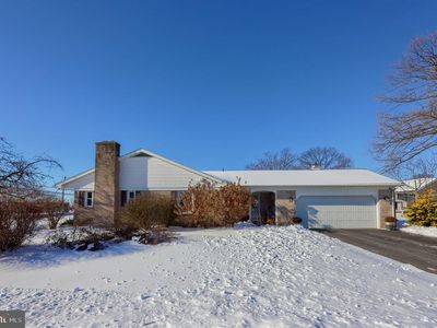 805 W Main St, New Holland, PA, 17557