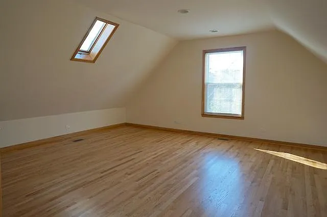 2847 N Rockwell St #2 — Photo 14