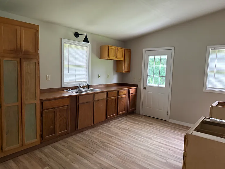 134 Hiawatha Dr — Photo 7