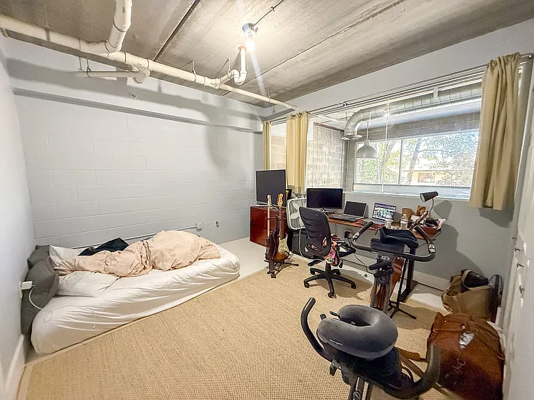 2515 SW 35th Pl #117 — Photo 23