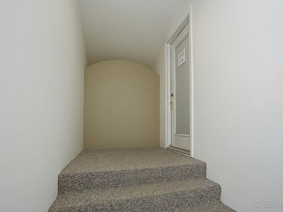 4790 cloverdale rd-103