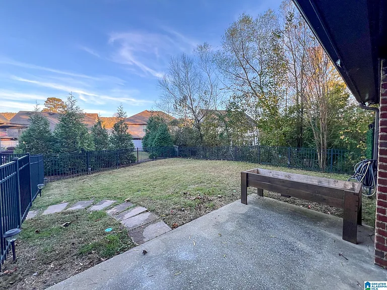 1117 Monaghan Dr — Photo 33