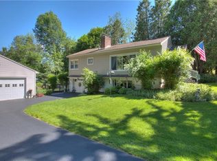 96 Lynbrook Cir, Syracuse, NY 13214